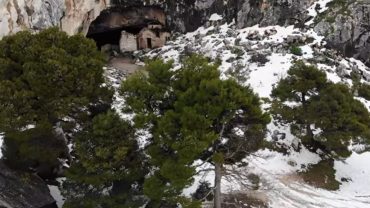 Σπήλαιο Νταβέλη