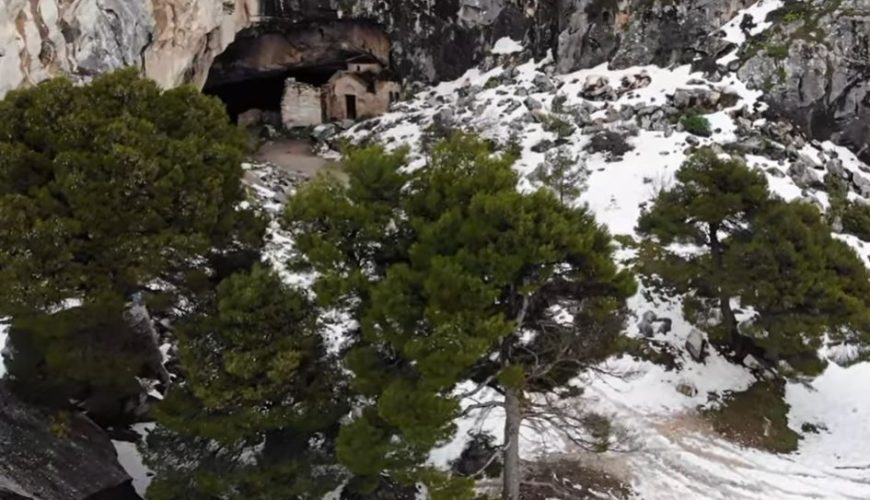 Σπήλαιο Νταβέλη