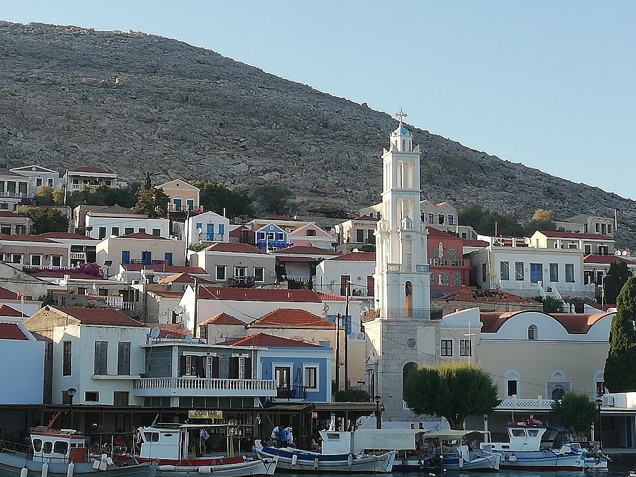Χάλκη: Εχει το ψηλότερο καμπαναριό στα Δωδεκάνησα