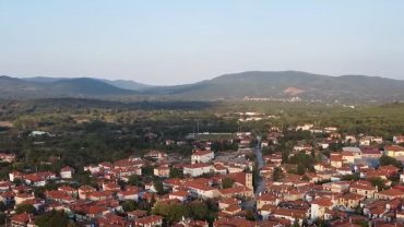 Ταξιδεύοντας στην ορεινή Χαλκιδική και την Αμμουλιανή με τον Ευτύχη Μπλέτσα (Vid)