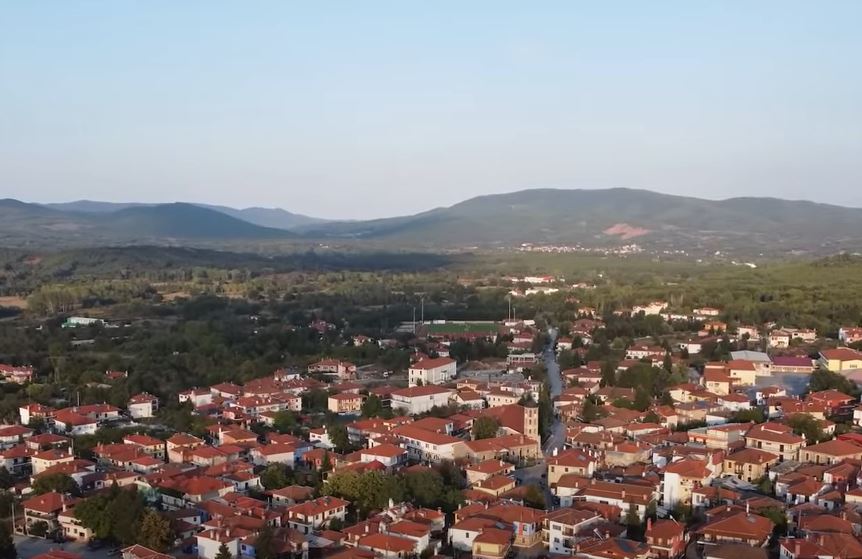 Ταξιδεύοντας στην ορεινή Χαλκιδική και την Αμμουλιανή με τον Ευτύχη Μπλέτσα (Vid)