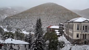 Πισοδέρι Φλώρινας: Ντύθηκε στα λευκά και είναι πανέμορφο…