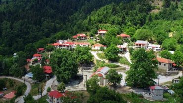Καλλιρόη Ασπροποτάμου: Το χωριό των Τρικάλων που κατοικείται μόνο καλοκαίρι