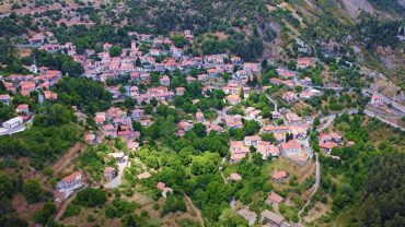 Μαγούλιανα Γορτυνίας: Αυτό είναι το πιο «ψηλό» χωριό της Πελοποννήσου…