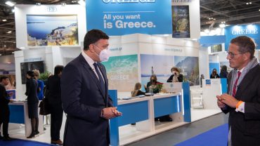 Συμφωνία Κικίλια με Jet2 για 600.000 περισσότερες αεροπορικές θέσεις το 2022