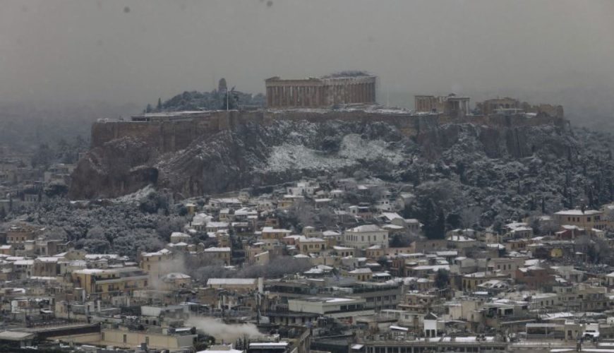 Η Αθήνα και η Ακρόπολη στα λευκά και τα καλύτερα post στο Instagram