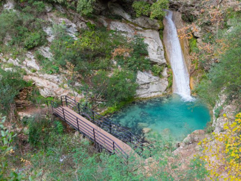 Νέδα: Το ποτάμι με το γυναικείο όνομα και ο καταρράκτης