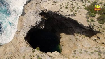 Μωβ σπήλαιο: Ένα κρυμμένο διαμάντι στη Νότια Εύβοια