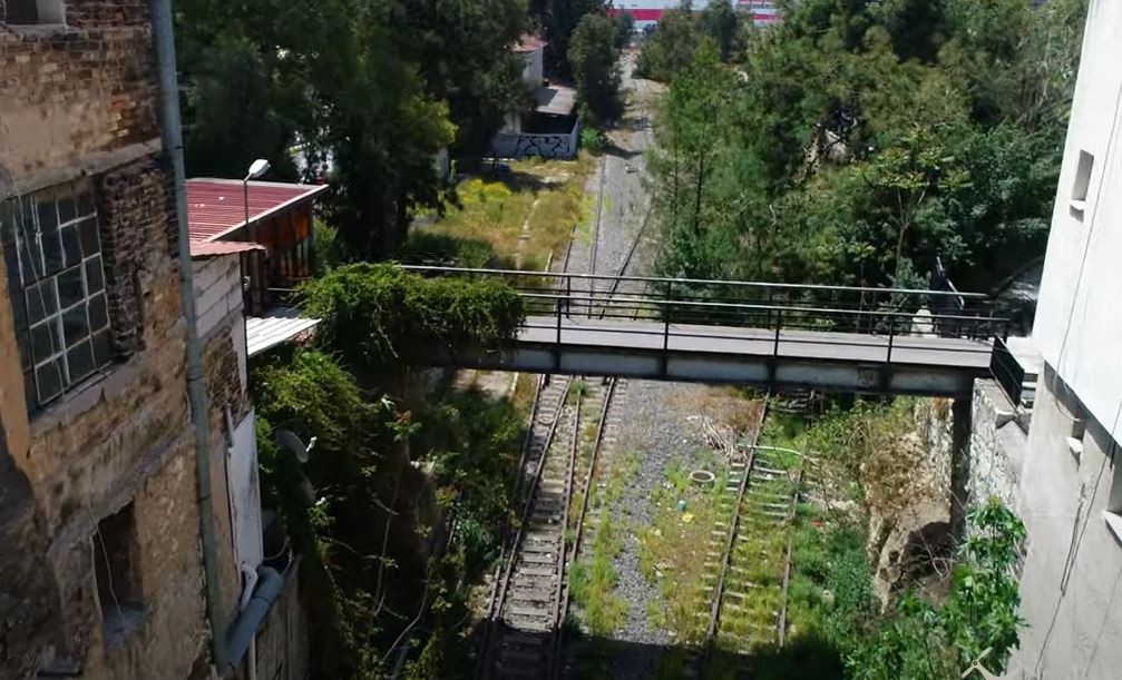Το γεφύρι του Ρεμπέτη: Αν δεν το περάσεις δεν γίνεσαι ρεμπέτης ποτέ…