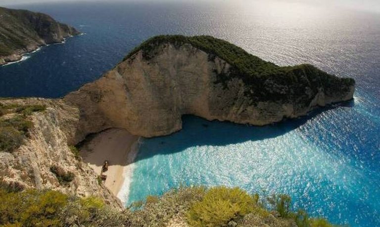 Οι Financial Times ψηφίζουν Ελλάδα για το καλοκαίρι