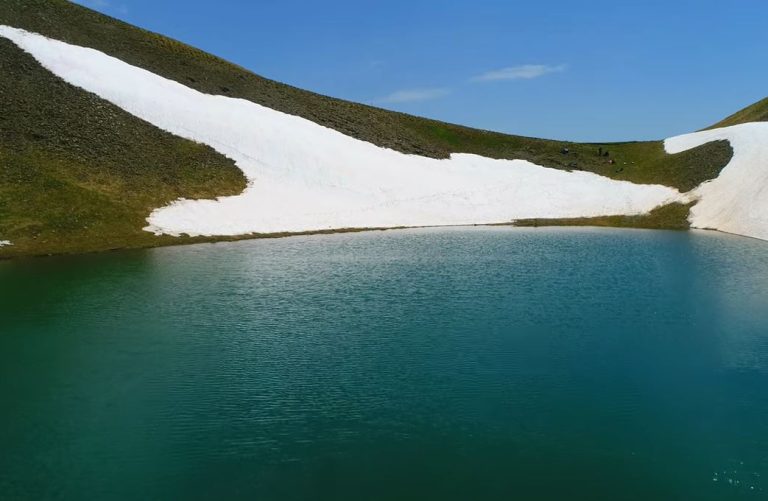 Δρακολίμνη Γκιστόβα: Υπέροχες εικόνες από ψηλά…