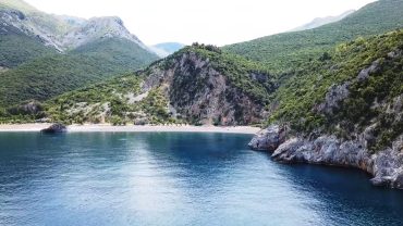 Λιμνιώνας: Μια παραλία «όνειρο» στην καρδιά της Εύβοιας