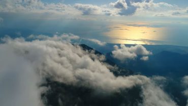 Όλυμπος: Η μαγεία της ανατολής απ’ την κορυφή του βουνού των 12 θεών