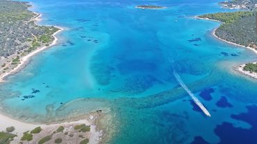 Πεταλιοί Εύβοιας: Αυτό είναι το νησί που πληρώνει όσα όσα για να το αγοράσει ο Μπιλ Γκέιτς