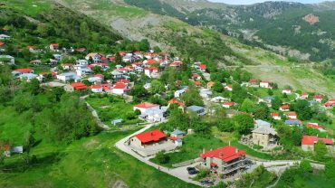 Αετομηλίτσα Ιωαννίνων:  Δείτε το πανέμορφο χωριό της Ηπείρου από ψηλά