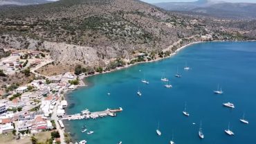 Βιβάρι Αργολίδας: Υπέροχες παραλίες, μια… ανάσα απ’ το Ναύπλιο