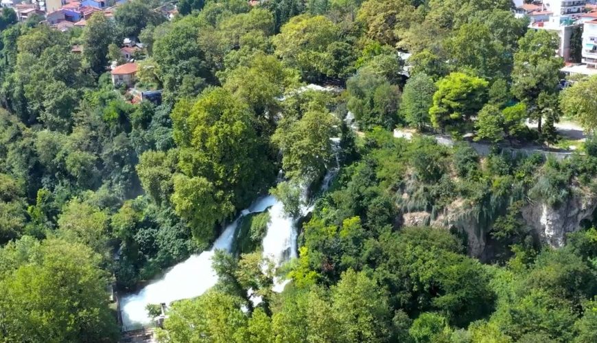 Εδεσσα: Καμάρι της πόλης οι 12 καταρράκτες της…