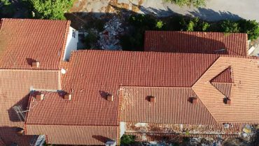 Ουράνιο Τόξο: Το ξενοδοχείο… φάντασμα του Γιάννη Πουλόπουλου