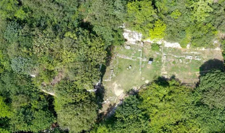 Σχολή Αριστοτέλους: Εδώ διδάχτηκε ο Μέγας Αλέξανδρος… (vid)