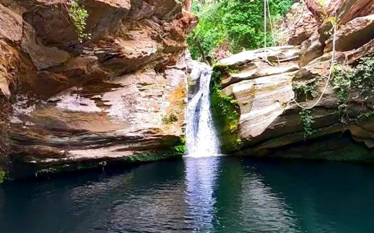 Γερολίμνη Ανδρος: Ενα φυσικό θαύμα βγαλμένο απ’ τα παραμύθια…