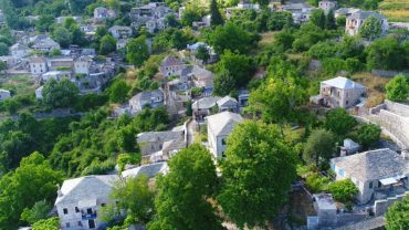 Καλαρρύτες Ιωαννίνων: Ενας υπέροχος χειμερινός προορισμός από ψηλά (vid)