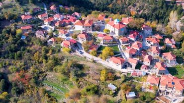 Χριστούγεννα στο χωριό: 7 υπέροχοι προορισμοί για τις εορταστικές διακοπές