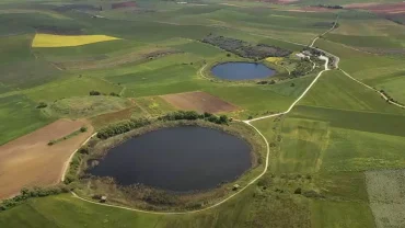 Λίμνες Ζερέλια: Το μυστικό τους κρύβεται… 12.500 χρόνια (video)