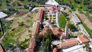 Μονή Αγίου Εφραίμ στη Νέα Μάκρη – Δείτε εικόνες από ψηλά