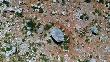 Λακωνία: Το… απόκοσμο μέρος που κάποτε «έβρεξε» βράχους