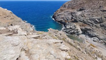 Άνδρος: Οι Top 10 παραλίες σας περιμένουν (vid)