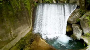 Πήλιο – Κισσός: Ο πανέμορφος καταρράκτης του Αγίου Κωνσταντίνου (Vid)