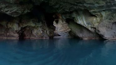 Κρυφή παραλία! Το πιο όμορφο μυστικό όλης της Εύβοιας (Vid)