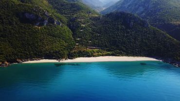 Λειβαδάκια: Ένας άγνωστος θαλάσσιος παράδεισος στην Εύβοια