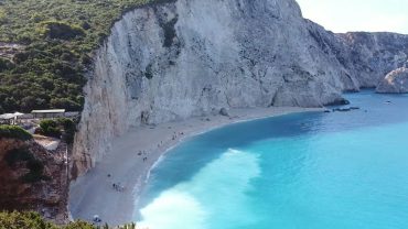 Πόρτο Κατσίκι: Τα 80 σκαλιά που σε οδηγούν στον… παράδεισο!