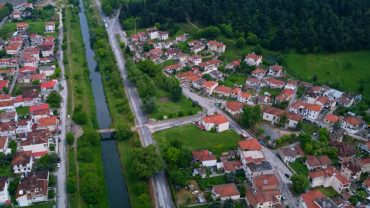 Τα πανέμορφα Τρίκαλα από ψηλά! Ολη η πόλη σ’ ένα βίντεο