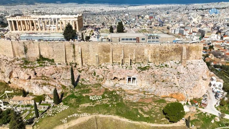 Ακρόπολη: 17.000 επισκέπτες κάθε μέρα…