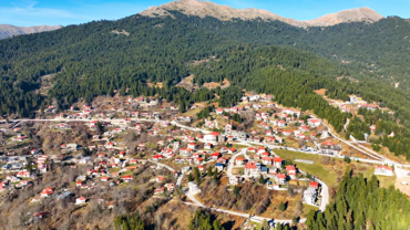 Νεραϊδοχώρι, το πανέμορφο ορεινό χωριό των Τρικάλων