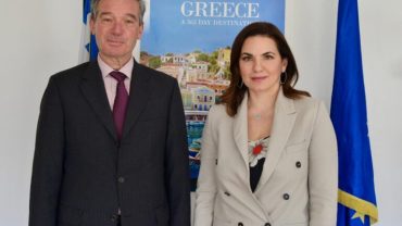 Τους πρέσβεις Βελγίου και Καναδά συνάντησε η Ολγα Κεφαλογιάννη