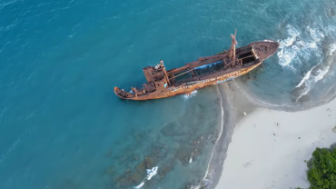 Δημήτριος: Το διάσημο ναυάγιο σε παραλία της Λακωνίας