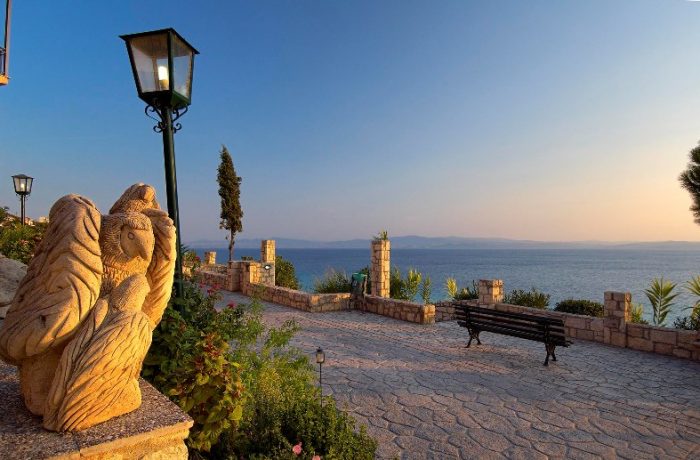 Άφυτος: Ένα από τα πιο όμορφα χωριά της Χαλκιδικής
