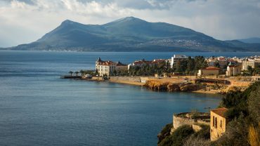 Αιδηψός: Ένας όμορφος προορισμός για χαλάρωση στη Βόρεια Εύβοια