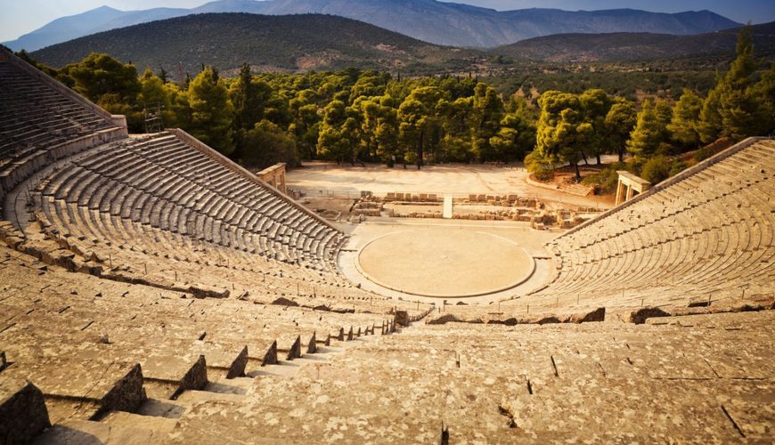 Επίδαυρος: Ένας αρχαίος τόπος με πανέμορφες παραλίες και αξιοθέατα
