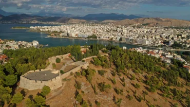 Κάστρο Καράμπαμπα: Ένα αξιοθέατο της Χαλκίδας που αξίζει να επισκεφθείτε