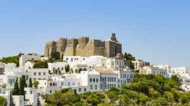 Πάτμος: Όμορφα αξιοθέατα και παραλίες που θα σας μαγέψουν