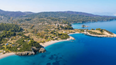 Νησίδα Άγιος Νικόλαος : Μια παραλία που αξίζει να επισκεφθείτε