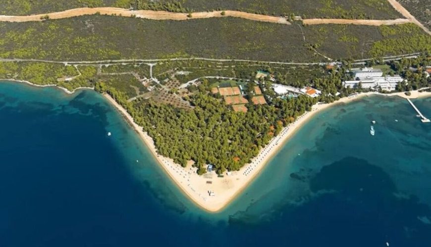 Αμμόγλωσσα Εύβοιας: Ακόμα μια μαγευτική παραλία του νησιού