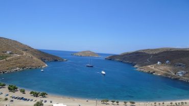 Απόκρουση: Η μαγευτική παραλία της Κύθνου