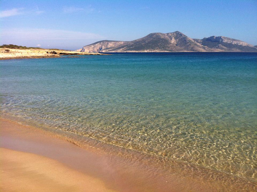 Ιταλίδα: Η μαγευτική παραλία στα Κουφονήσια