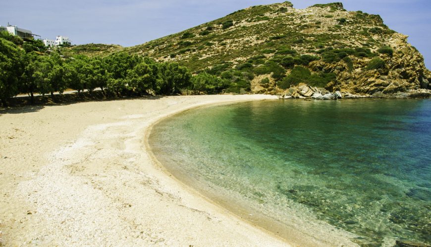 Παραλία Κακολίμανο: Η πανέμορφη παραλία στις Πετριές Εύβοιας