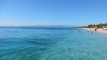 Παραλία Κινέτας: Μια ανάσα από την Αθήνα